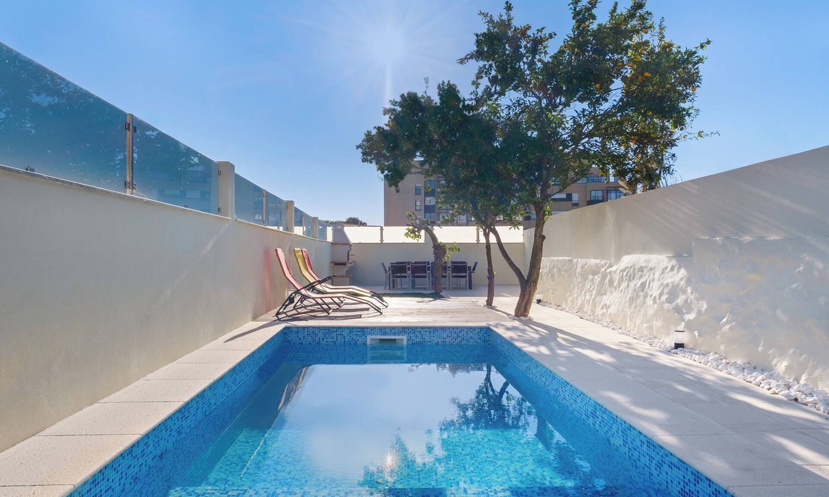 Vila Nova de Gaia Villa | Private Pool Villa, 4BR Suites, Hot Tub & Patio