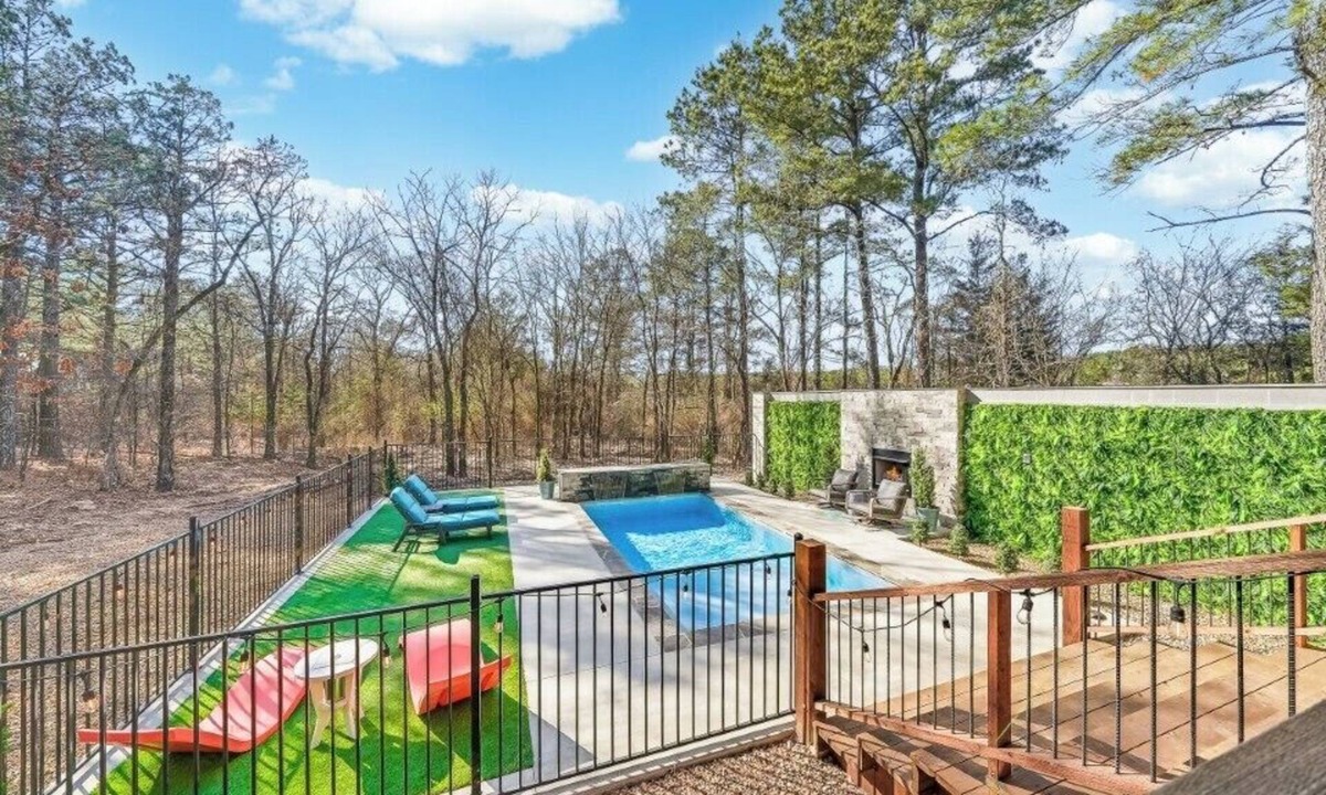Broken Bow Cabin | Private Pool · Sauna · Hot Tub · Just for Two
