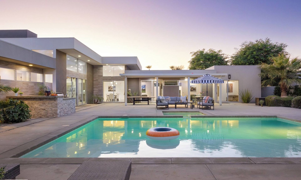 La Quinta Villa | Private Pool + Spa + Bocce Ball Court + Fire Pit Near La Quinta | Polo Villa 7
