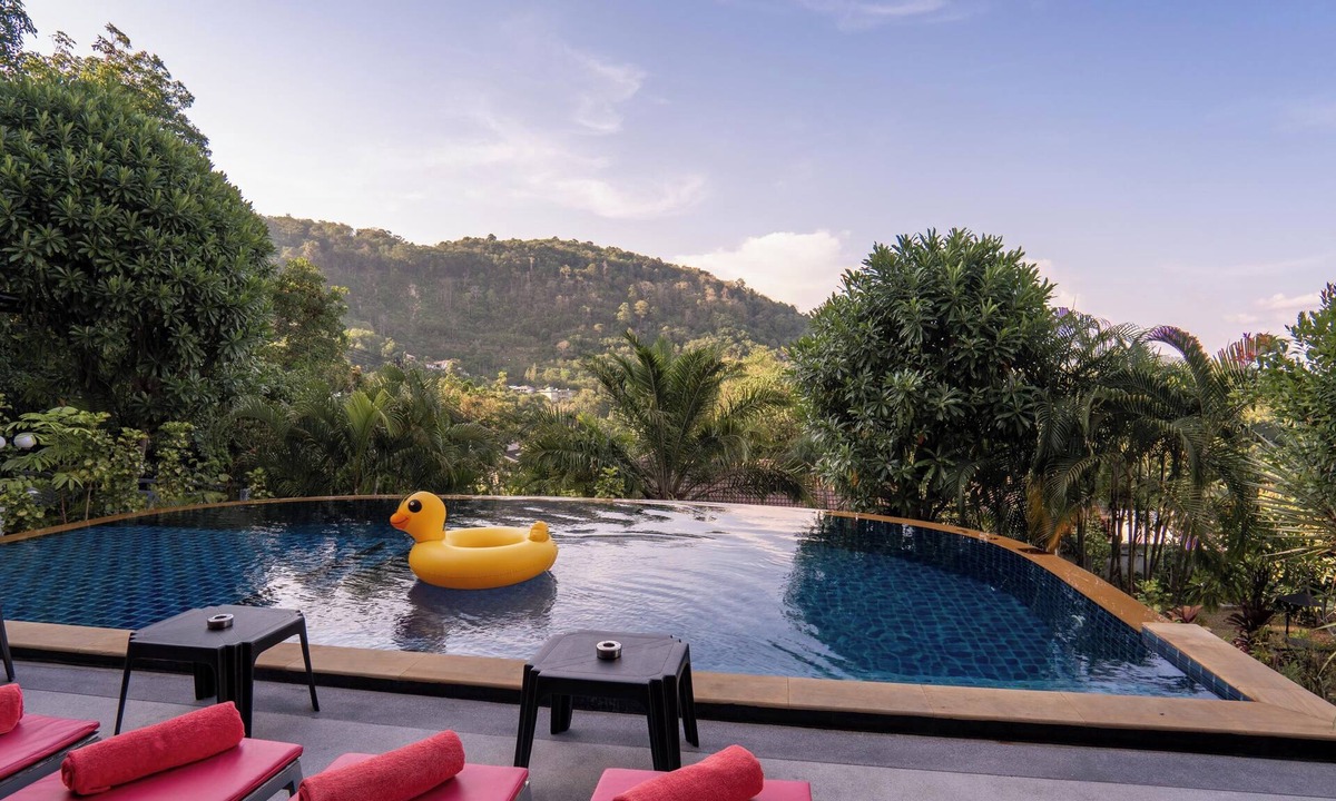 Chalong Villa | Private pool villa mountain view/Private chef available