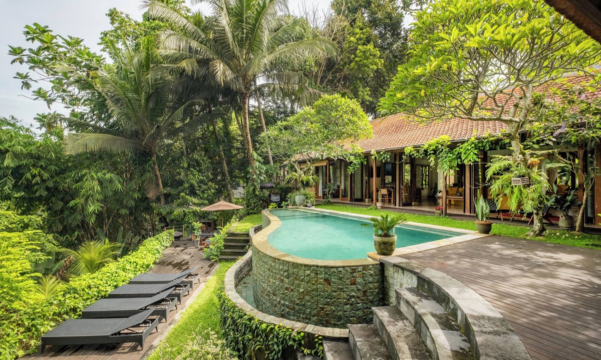 Kutuh Kaja Villa | Private Pool Villa in ubud with Jungle View