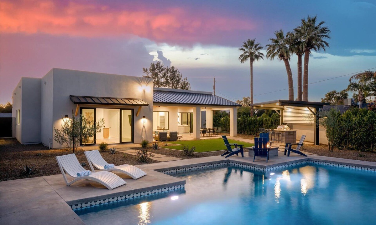 Park Scottsdale Seven Villa | Private Pool Villa - Putting Green, Mini Golf, BBQ