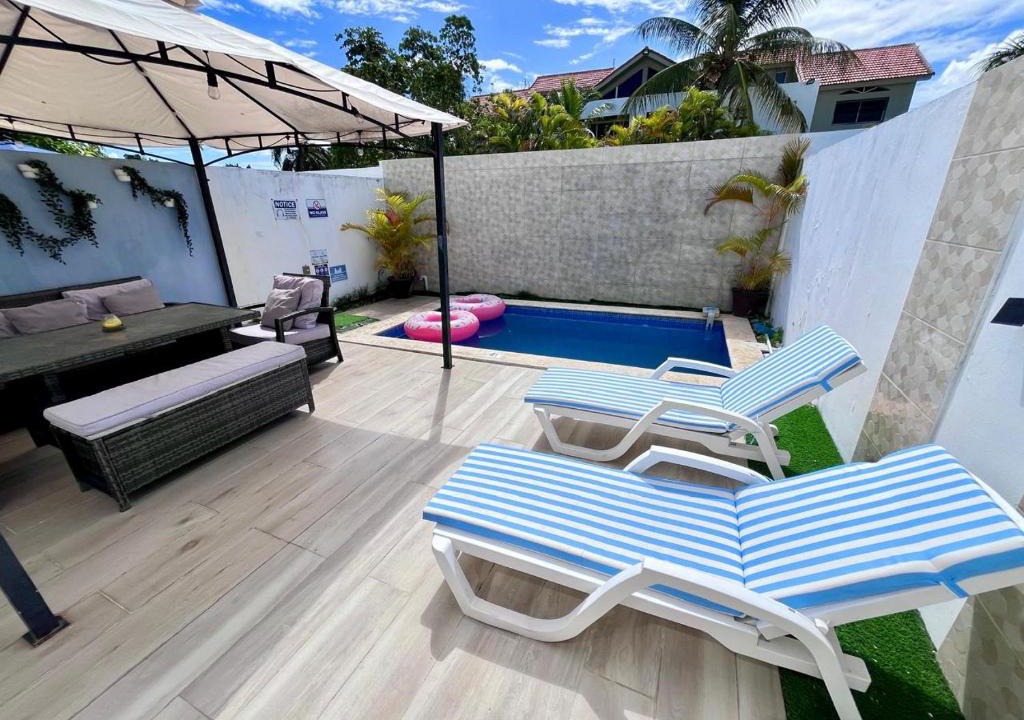 Bavaro House | Private pool villa with jacuzzi, near beaches