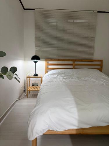 Nonhyeon-dong Apartment | Private Quiet 2Room Studio for Rest and Recovery in Gangnam