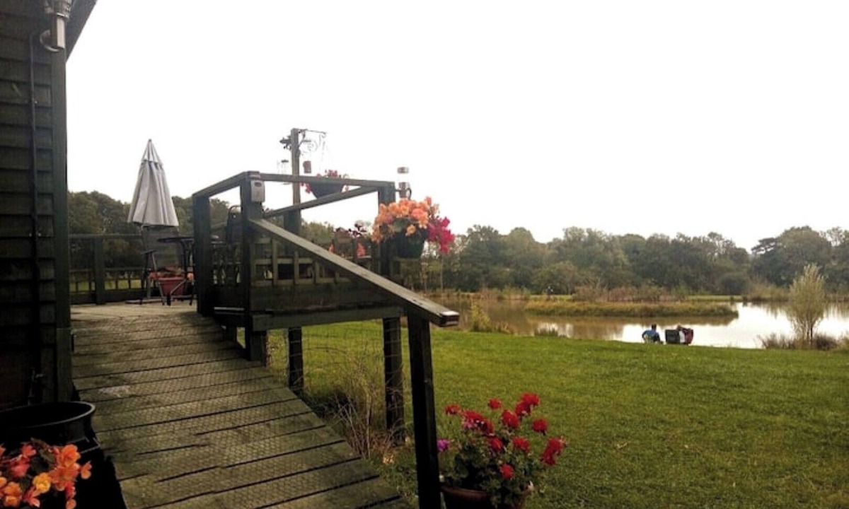 Hadlow Down House | Private, quiet en-suite hut, glorious views to South Downs, wild swimming.