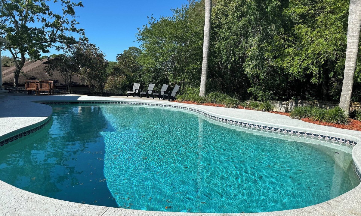 Arlington House | Private, Quiet Pool Retreat Near Mayo, Beaches, & Golf-2550 SF Luxe Stay