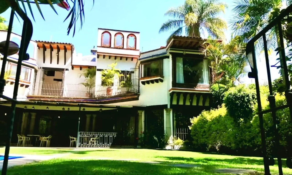 Rancho Cortes Villa | Private Retreat 1 hour from the Estadio Azteca w/heated pool & beautiful garden