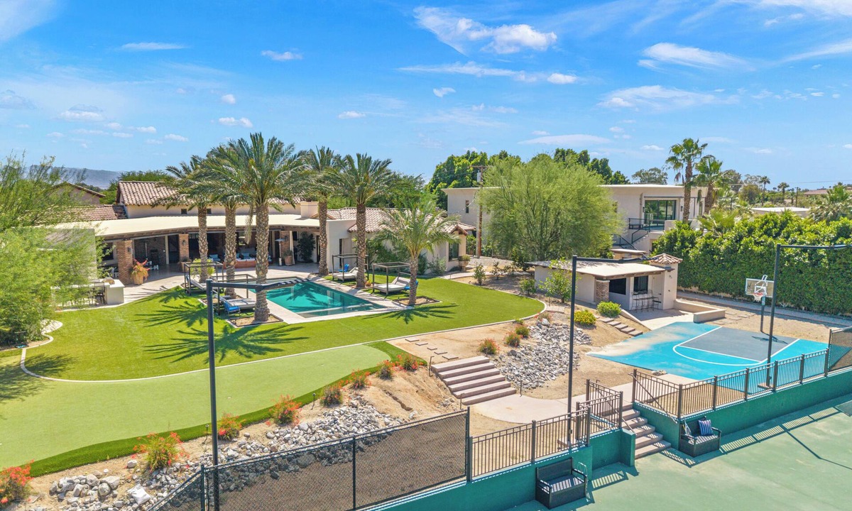 Bermuda Dunes House | Private Retreat & Event Estate with 7 en-suites