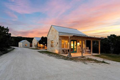 Dripping Springs House | Private Romantic Cottage for an Unforgettable Couples Retreat to Texas Hill Country near Dripping Springs, Texas