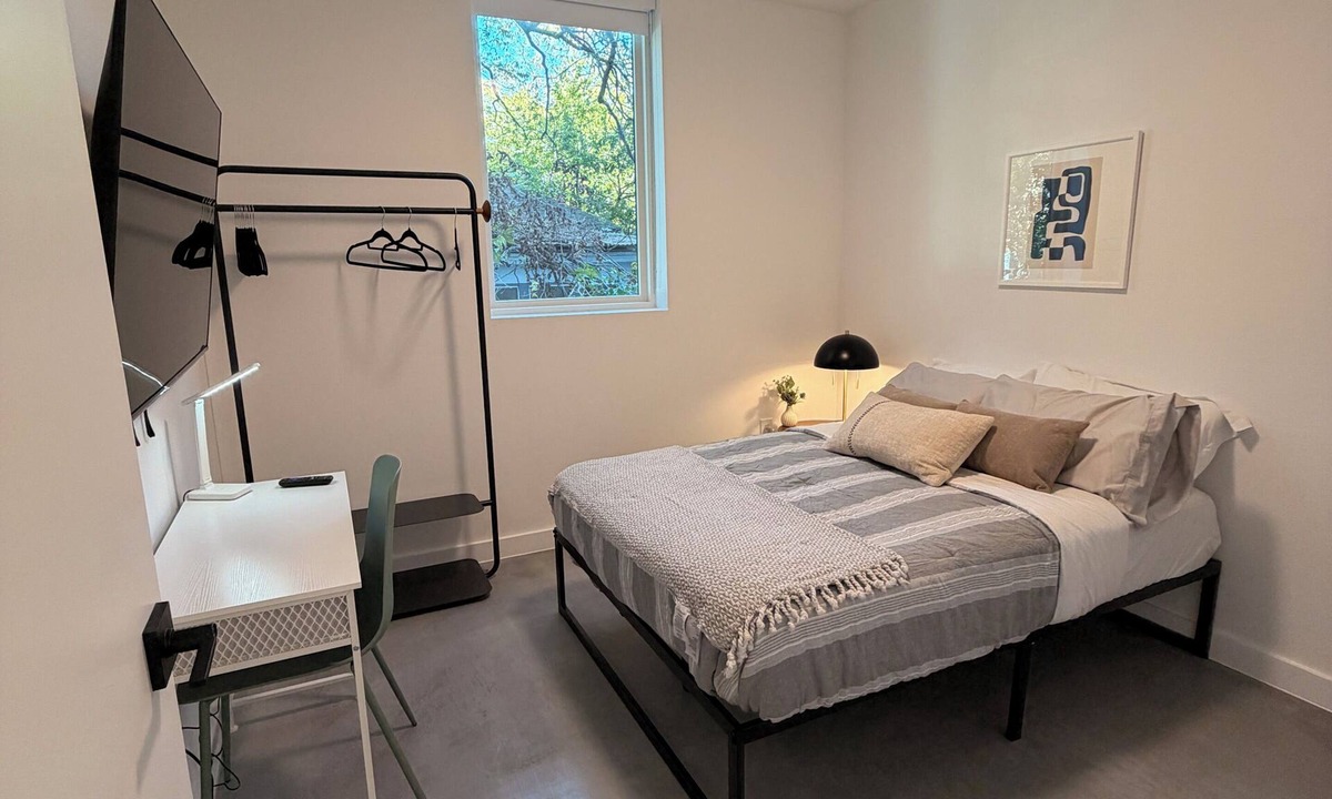 West End Apartment | Private room in a central location in Downtown Austin