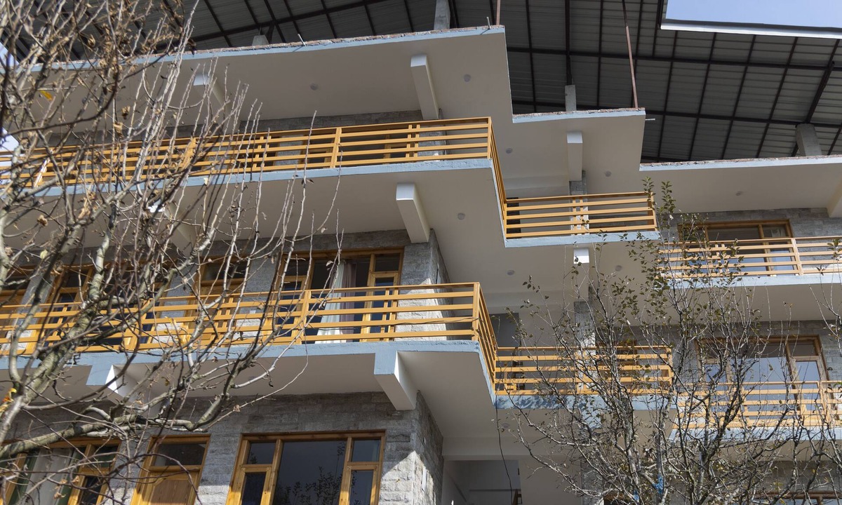 Manali House | Private Room in Manali, Mountain and River view Near Manali-4
