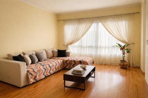 Taqseem Laselky House | Private room, Shared apartment for Girls Only