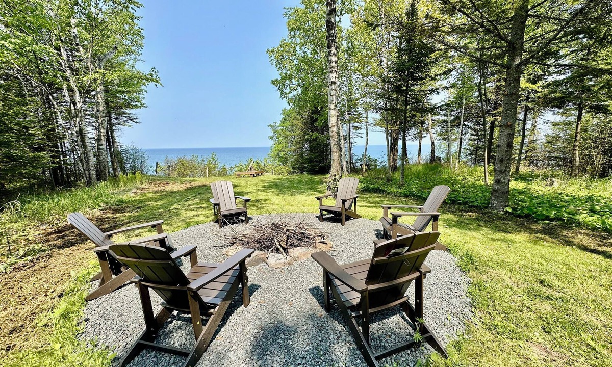 Herbster House | Private & Spacious Lake Superior Lakefront Cabin: Beach Access Parking & Firepit