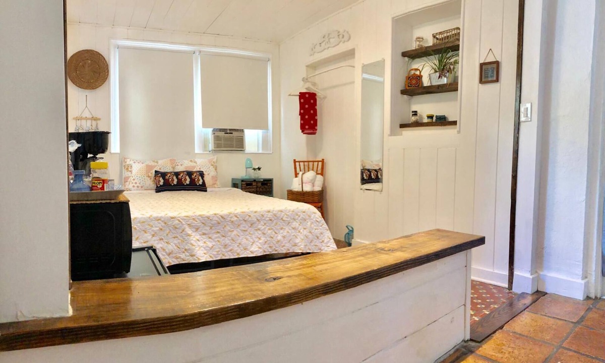 East Little Havana House | Private Studio with Free Parking