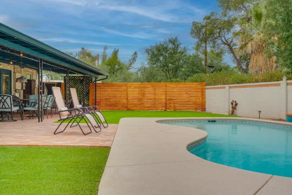 Tucson House | Private Tucson Oasis with Pool & Large Backyard