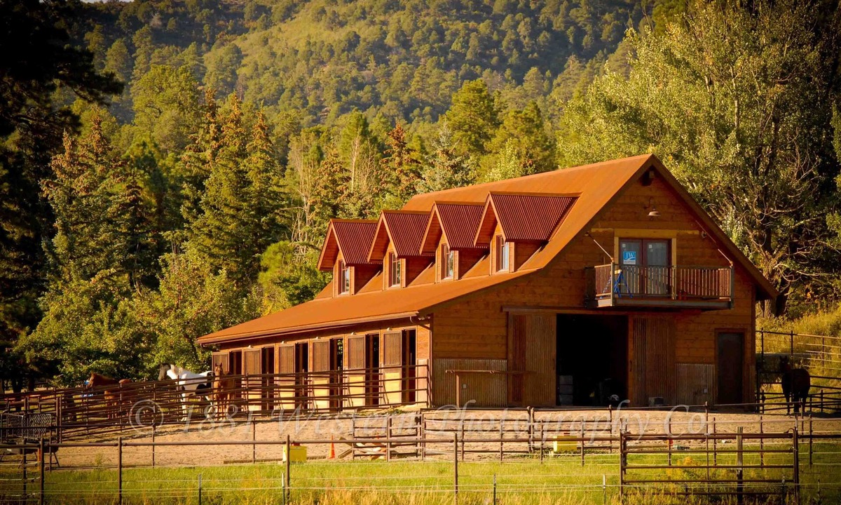 Durango Apartment | Private, Upscale Apartment above a barn in Durango, Colorado