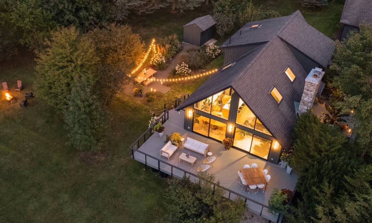 Town of Copake Ski Chalet | Private upstate home nestled in the Hudson Valley