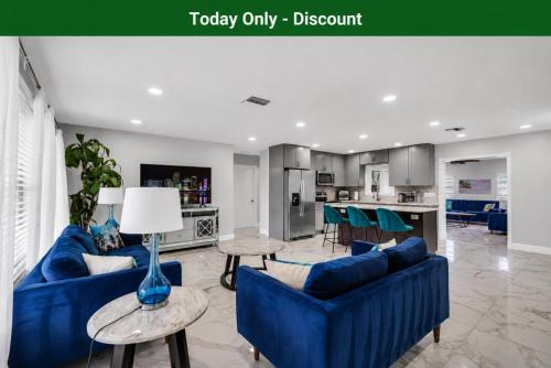 Deerfield Beach House | Private Vacation Home Near Beach Newly Renovated