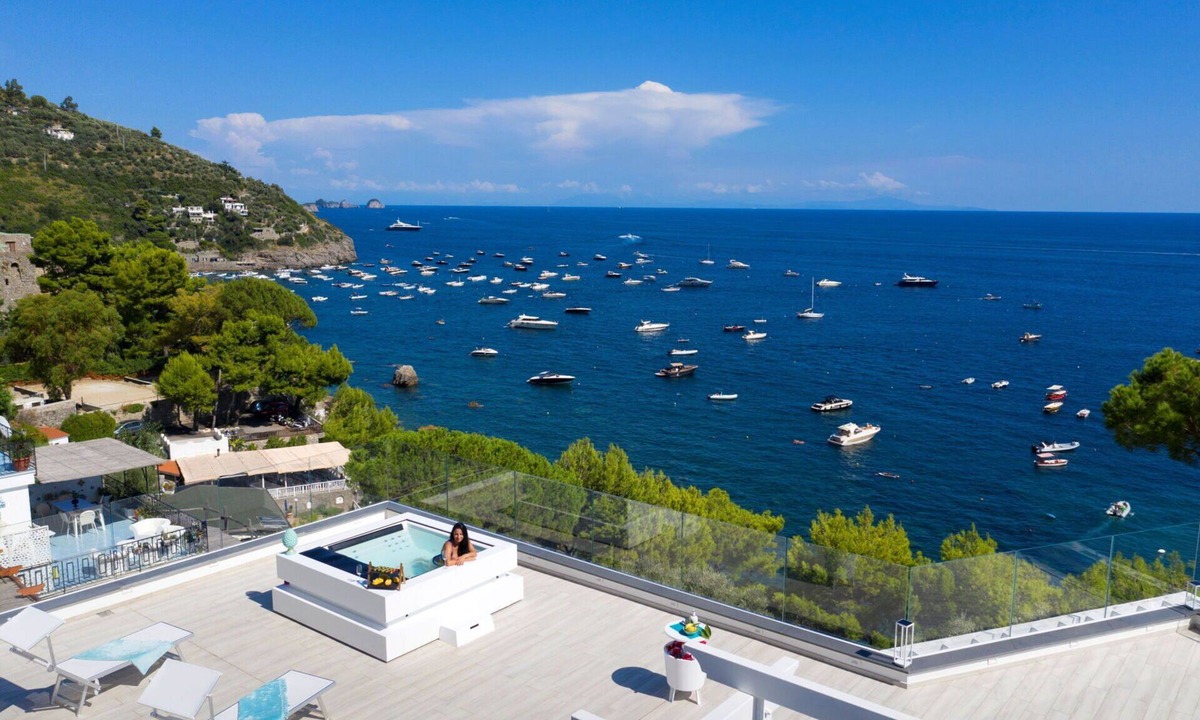 Marina del Cantone Villa | Private Villa with A/C, WIFI, hot tub, private pool, TV, patio, panoramic view, close to Sorrento