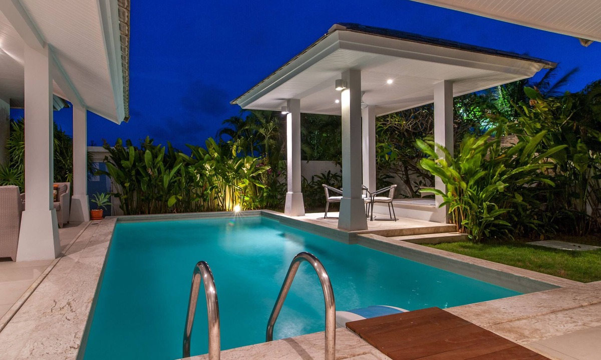 Moo 5 Villa | Private Villa With Pool and Garden, 3 Minute Walk to the Beach