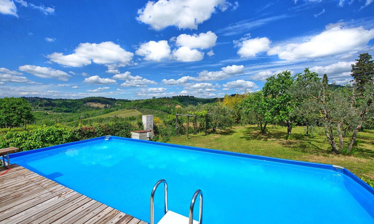 Certaldo Villa | Private Villa with A/C, WIFI, private pool, TV, patio, panoramic view, close to San Gimignano
