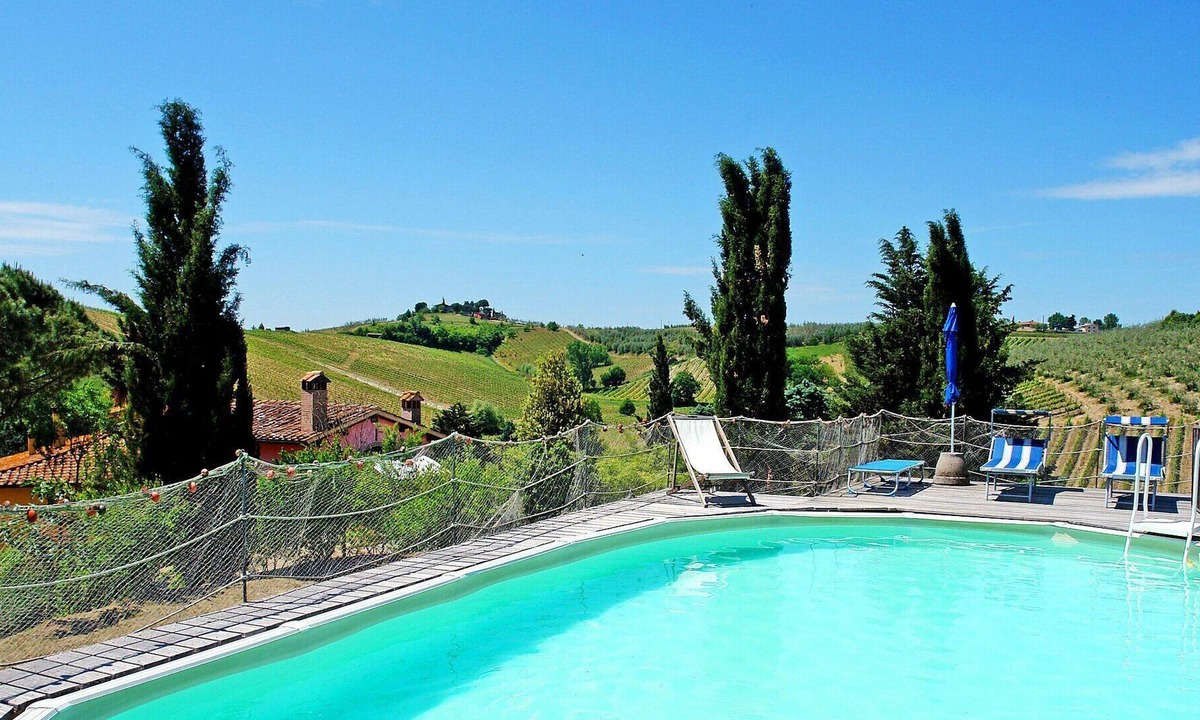 Certaldo Villa | Private Villa with WIFI, private pool, TV, terrace, panoramic view, parking, close to San Gimignano