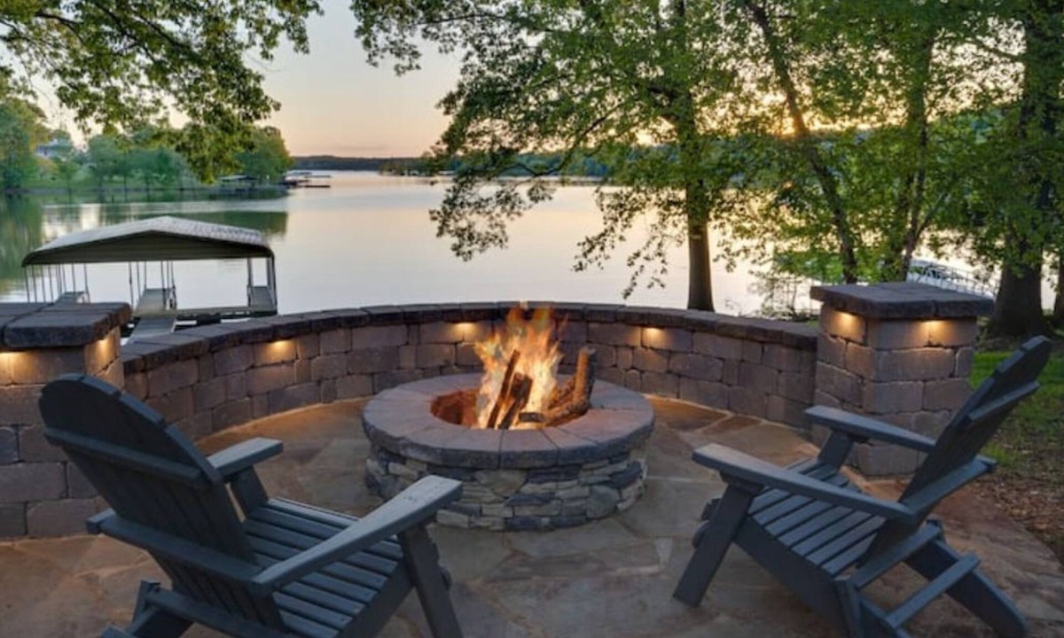Cadiz House | PRIVATE WATERFRONT DOCK, CANOES, GAME ROOOM, FIRE PIT, NATIONAL PARK