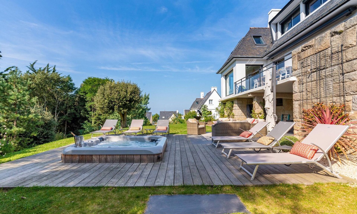 Sables-d'Or-les-Pins Villa | Privileged setting and sea view in Fréhel