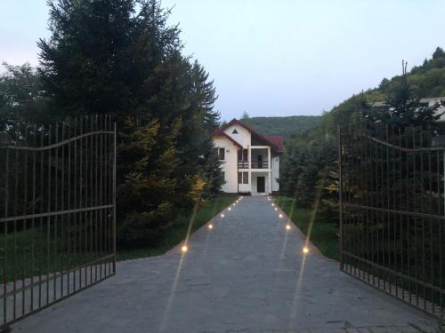 Simbata de Sus Villa | Privilegio 148 Sâmbăta