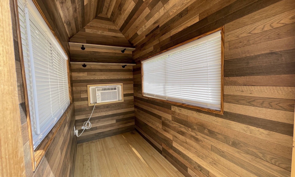 Wise Cottage | Probably Smallest Tiny Home In America
