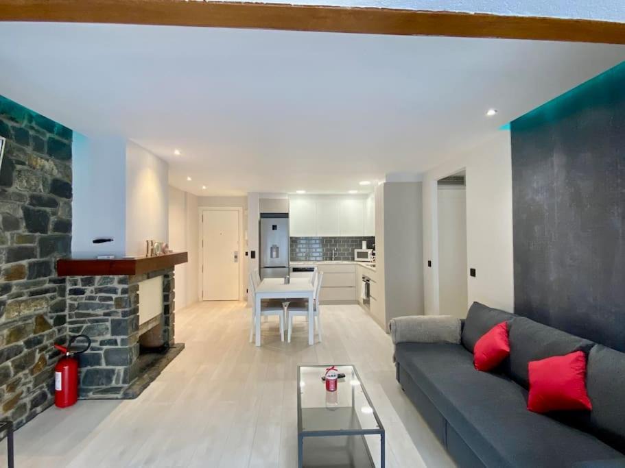 Mas de Ribafeta Apartment | Prober Comapedrosa