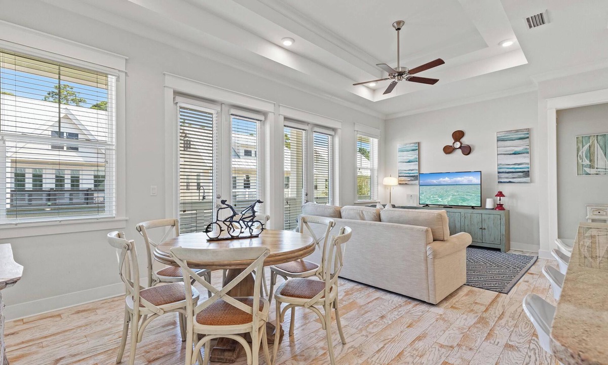 Panama City Beach House | Prominence Sunnyside Up, Dog Friendly, Beach, 2 Pools, 4 Bikes, Book 2025 Stay