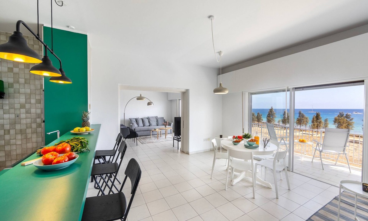 Pernera Apartment | Protaras Beachfront H2O Suite