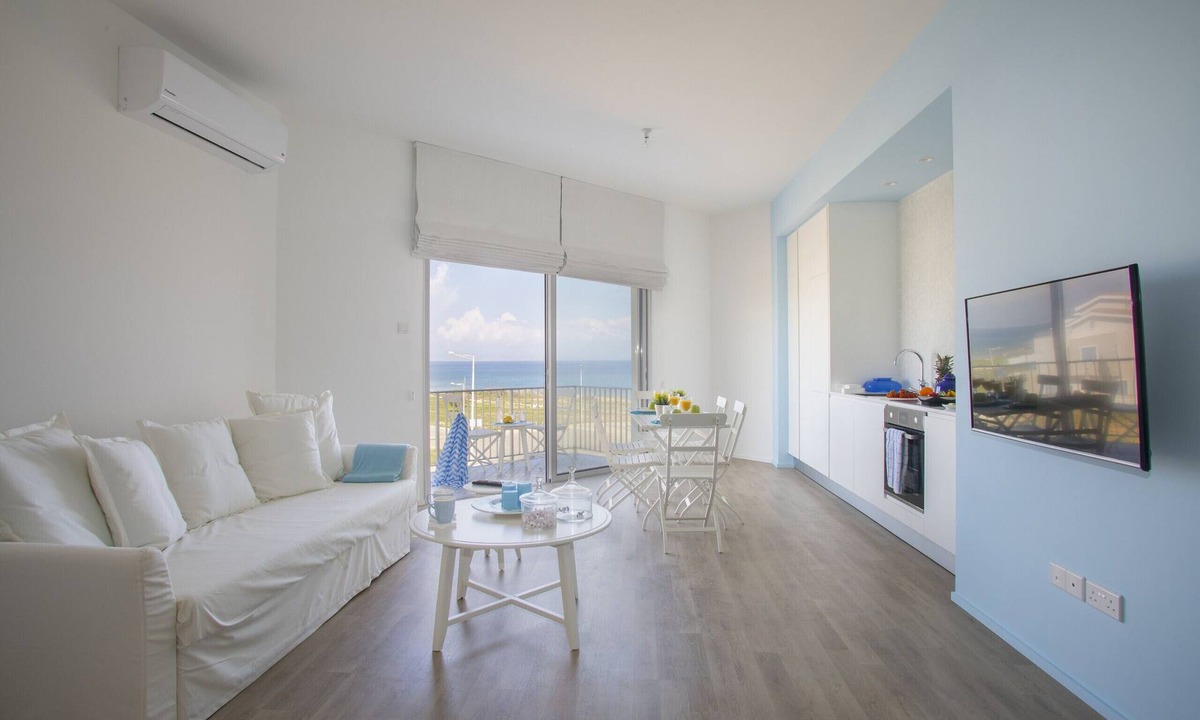 Pernera Apartment | Protaras Seafront Azure Suite