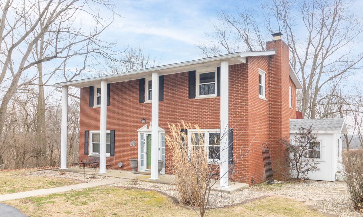New Castle House | Providence Hideaway: Trailer parking. near Henry Co Saddle Club, pet-friendly