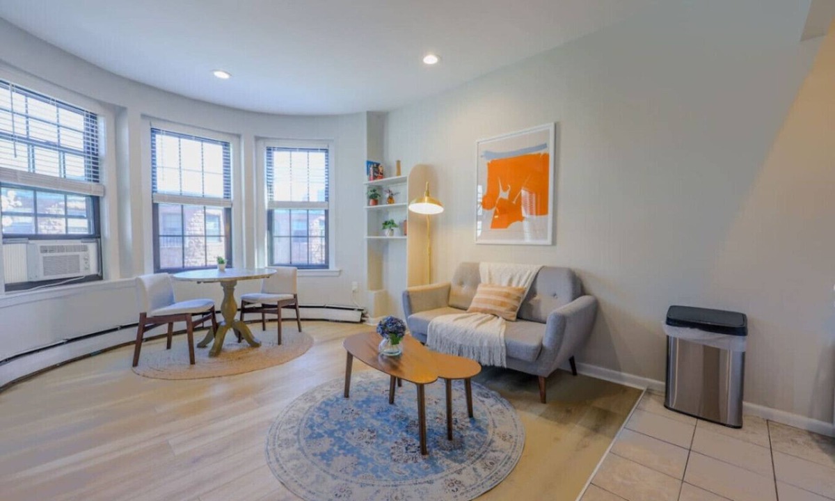 Prudential - St. Botolph Apartment | Prudential Area Elegant Studio Apt