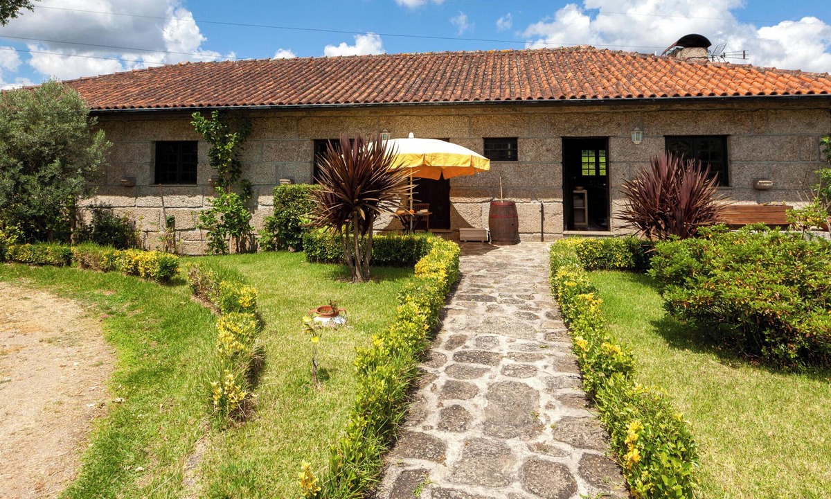 Sao Jorge de Selho House | Quinta de Carvalhal - Holiday Home
