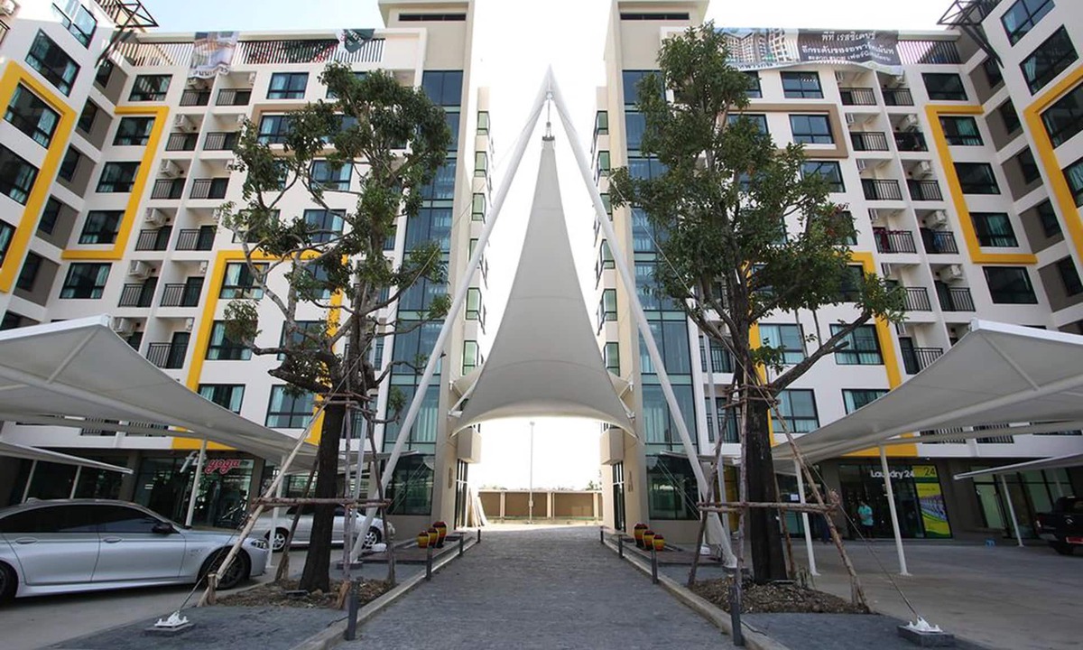 Mueang Samut Prakan District Hotel | PT Residence