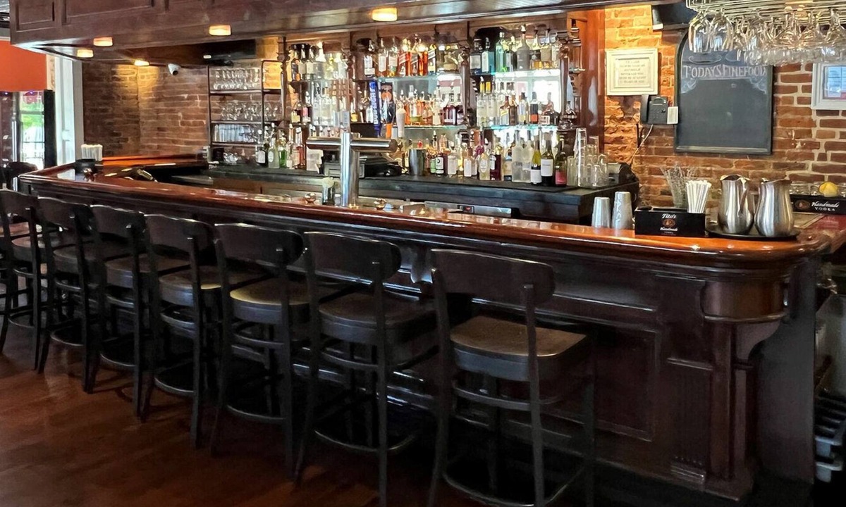 Chester Hotel | Publick House Hotel Inc.