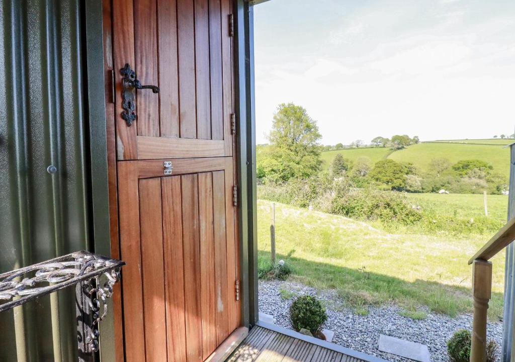Brazzacott House | Puddle Duck Shepherds Hut