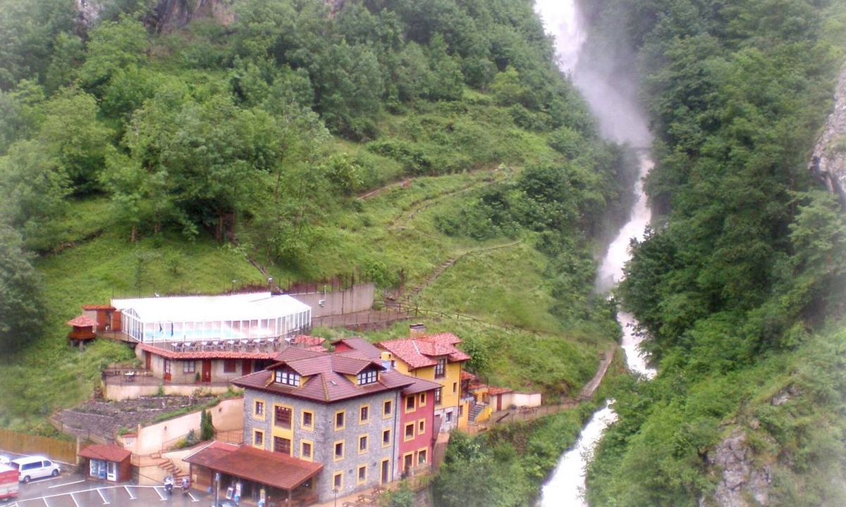 Ponga Hotel | Puente Vidosa