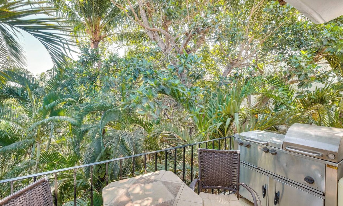 Fluvial Vallarta Condo | Puerto Vallarta Hideaway w/Balcony & Pool!