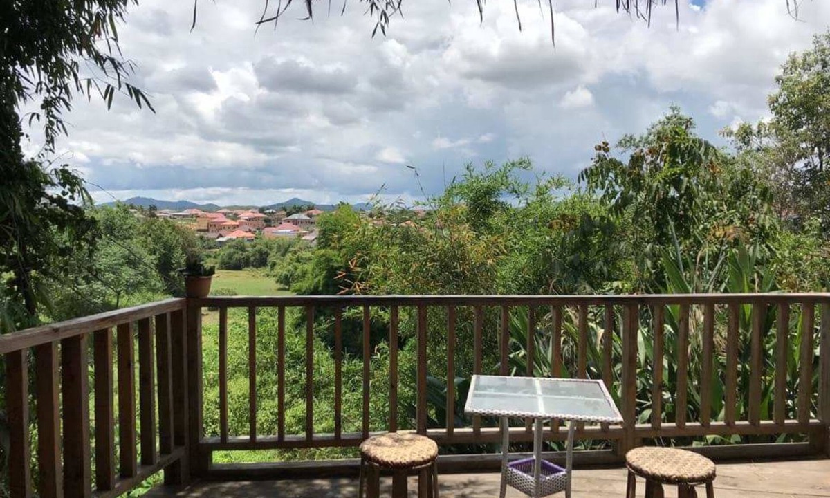 Phonsavan House | Pukyo Bed and Breakfast