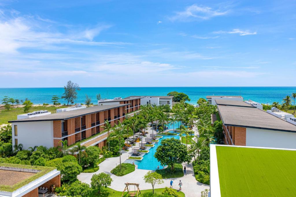 Takua Pa Hotel | Pullman Khao Lak Resort