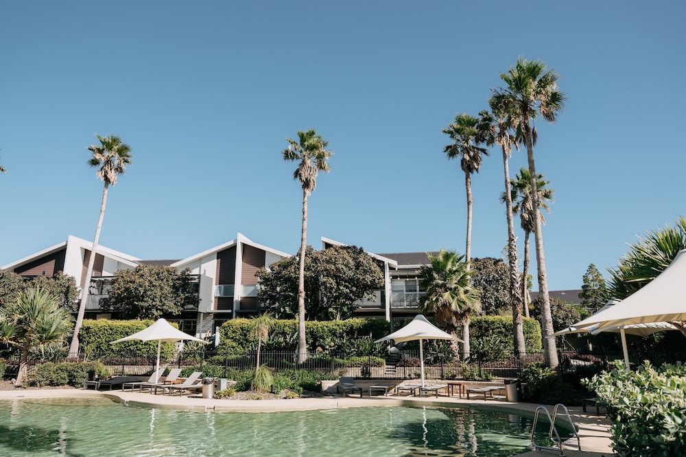 Magenta Shores Hotel | Pullman Magenta Shores Resort