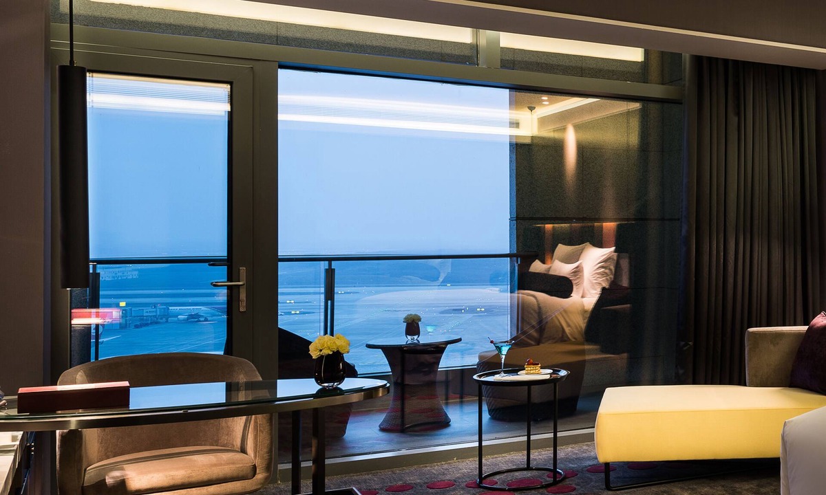 Donghucun Hotel | Pullman Nanjing Lukou Airport
