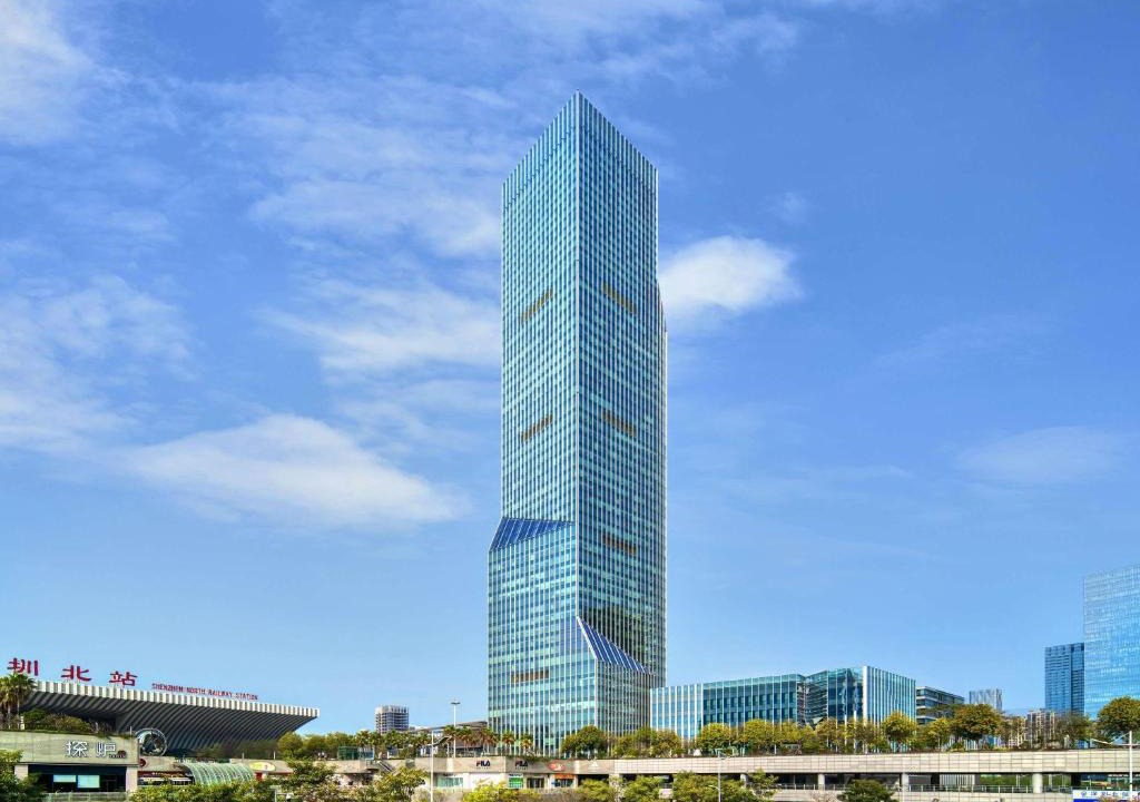 Longhua District Hotel | Pullman Shenzhen North