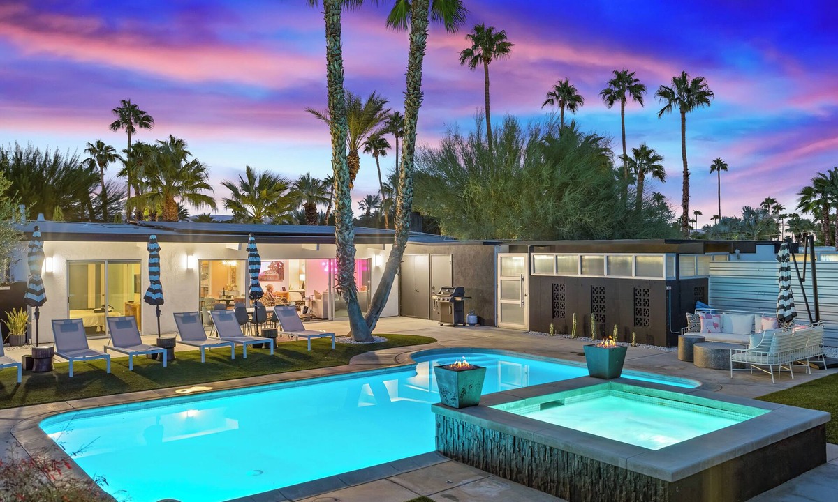 Racquet Club Estates House | Pulp House: Hip 3-bedroom designer desert chic