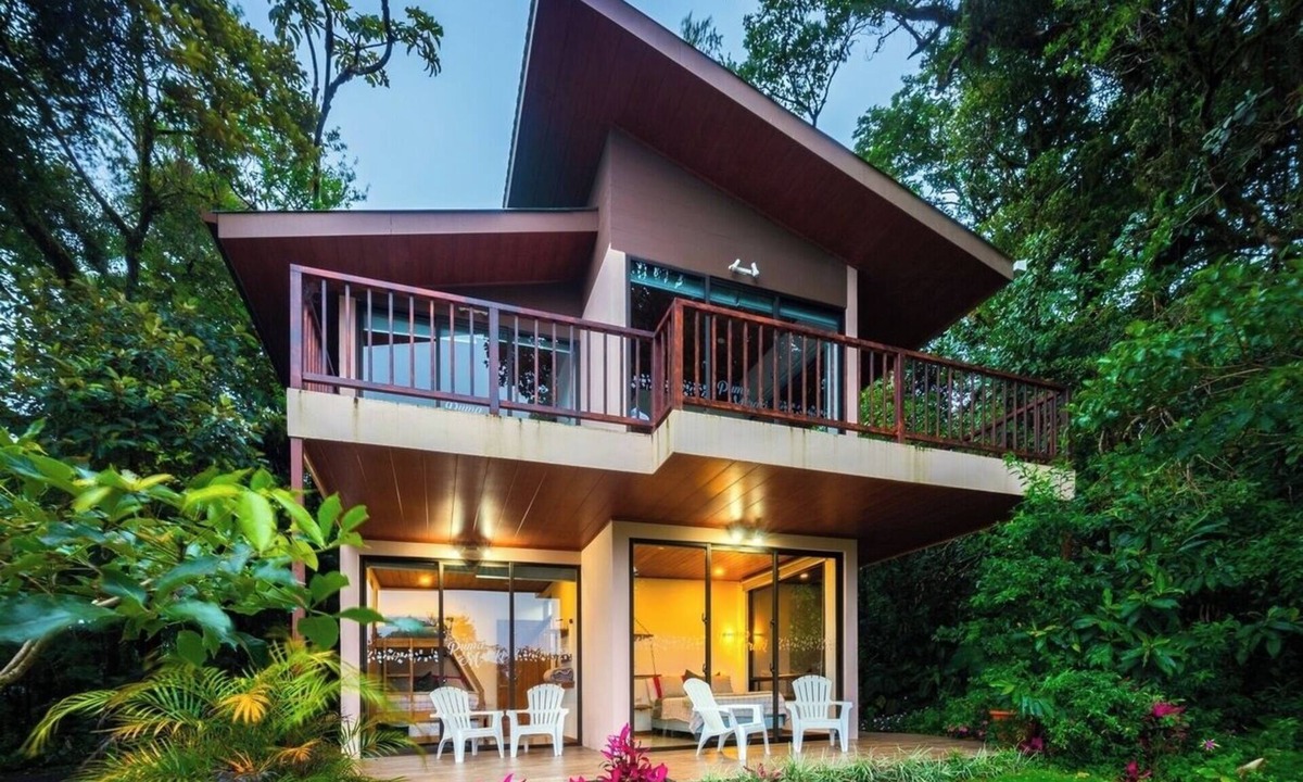 Quebrada Grande House | Puma Monteverde Garden (see calendar 4 discounts)
