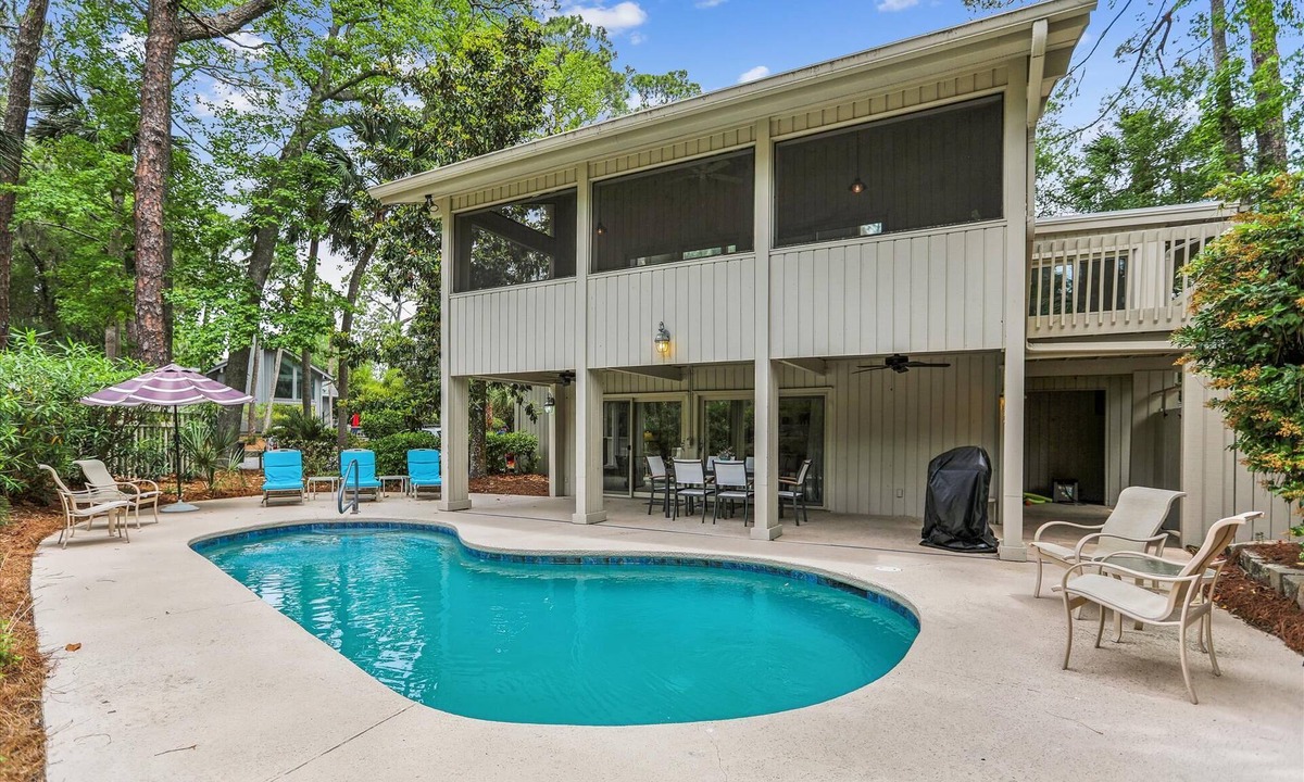 Oceanside House | Pup Friendly, 4BR Sea Pines Home Just 3 Rows from the Ocean!